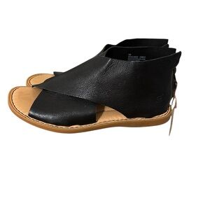 Born Women’s Iwa Black Leather Open-Toe Women’s Sandals 9M